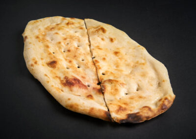 40.   Tandoori Nan /39,- Gjæret brød Fermented bread *Lactose, Eggs, Gluten